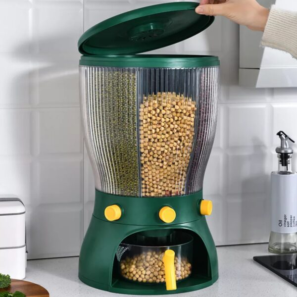 Rotating cereal dispenser