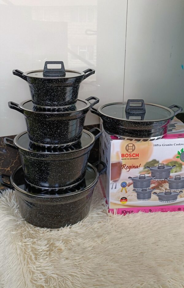 Bosch Cookware set